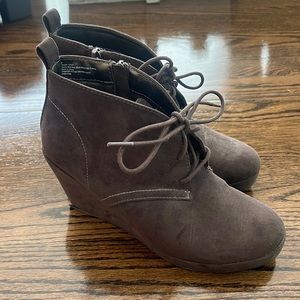 Women’s Suede Wedge Booties